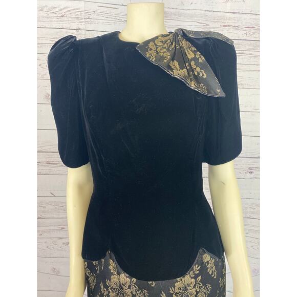 Vintage 80s Scott McClintock Black Velvet Gold Floral Open Back Dress size 10 - Picture 8 of 16